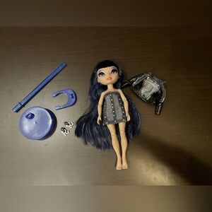 Kim Rainbow High Doll